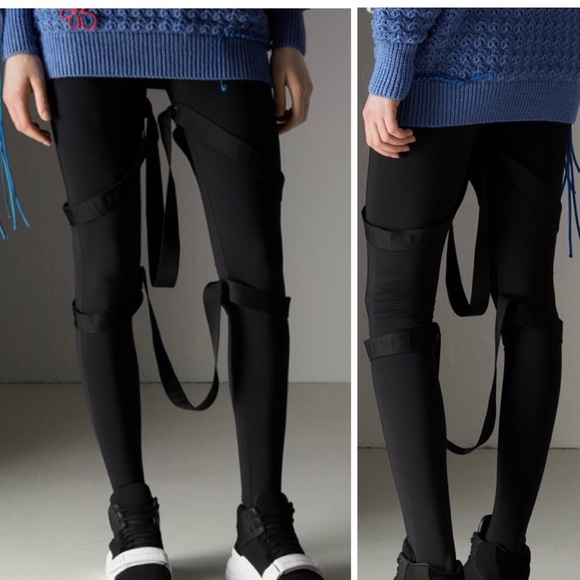 New & Authentic Burberry Logo Harness Footed Leggings - Picture 3 of 6